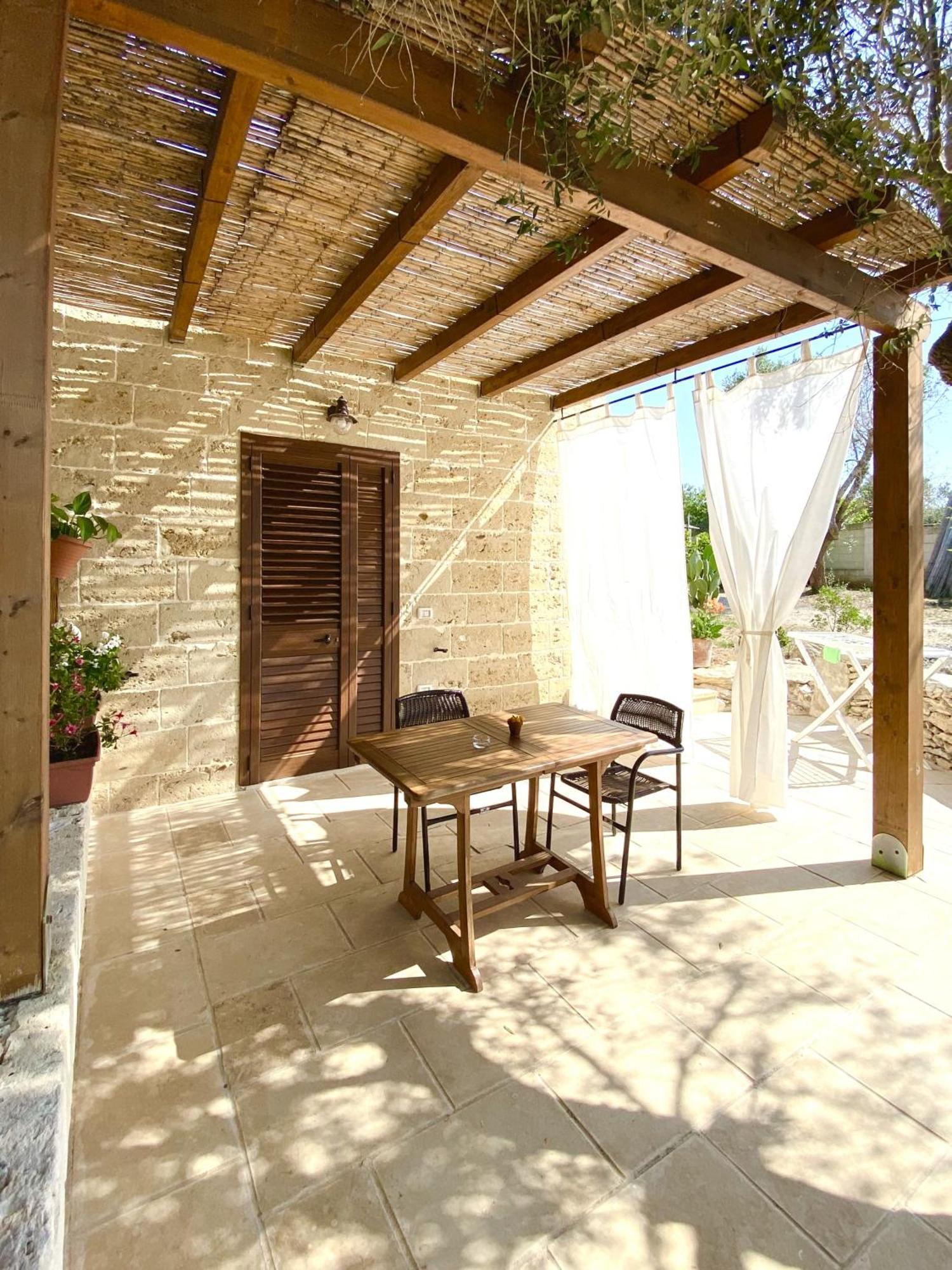 بورغوني Le Stanze Di Ray - Salento Homes المظهر الخارجي الصورة